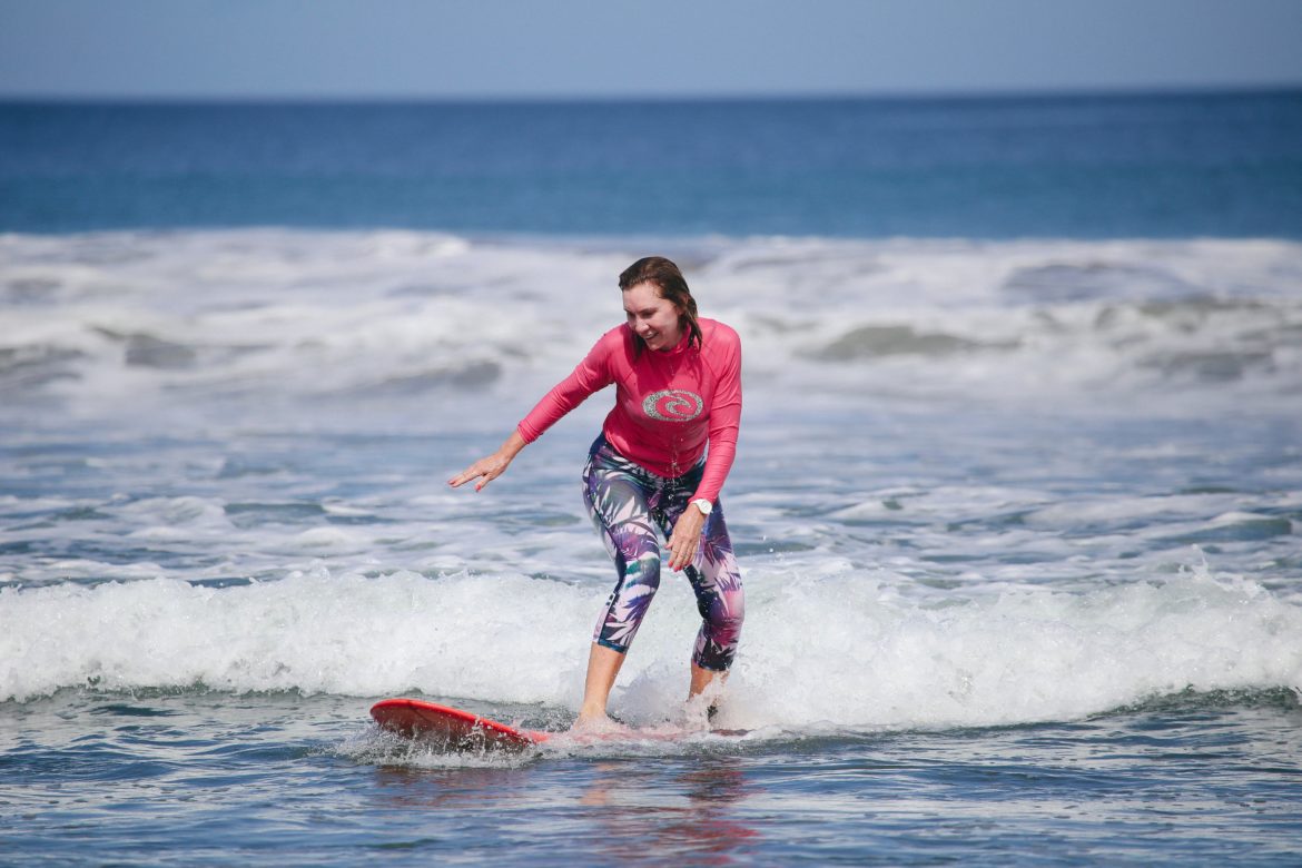 What to wear for warm water surfing – SURF SISTAS